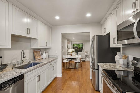 2000 ROCK ST — listing photo 7