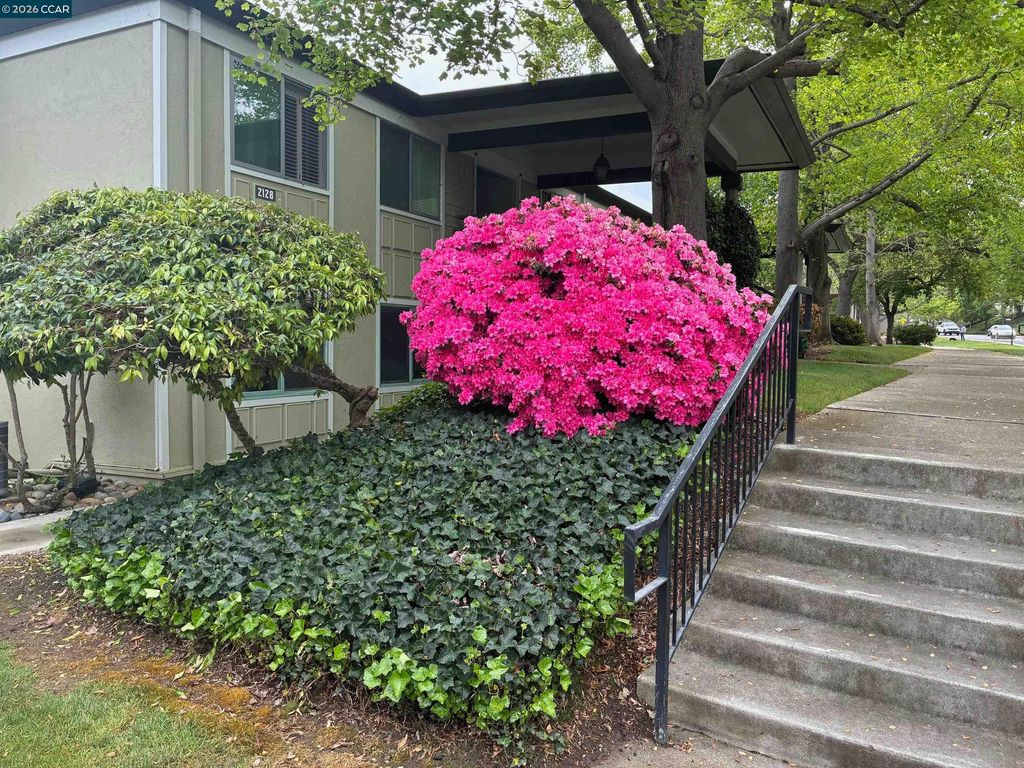 Photo of 2128 Tice Creek Dr #2, Walnut Creek, CA 94595 (MLS # 41129136)