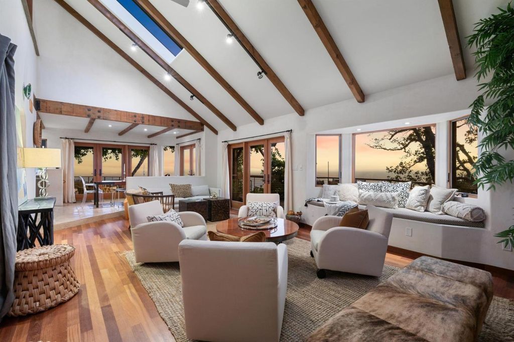 Photo of 46250 Pfeiffer Ridge Road, Big Sur, CA 93920 (MLS # ML82022342)