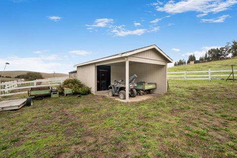 A home in San Juan Bautista