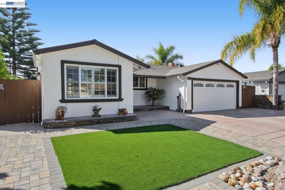 2454 Medallion Dr – Investment Home