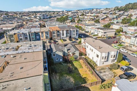 A home in Daly City