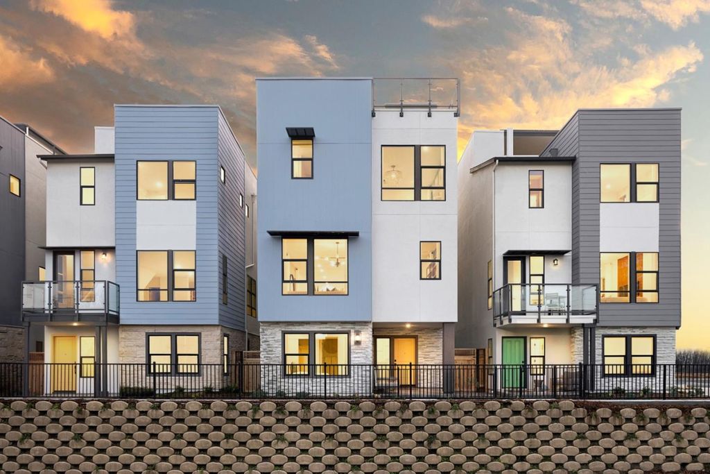 Photo of 2324 Red Oak Court, San Mateo, CA 94403 (MLS # ML82040949)