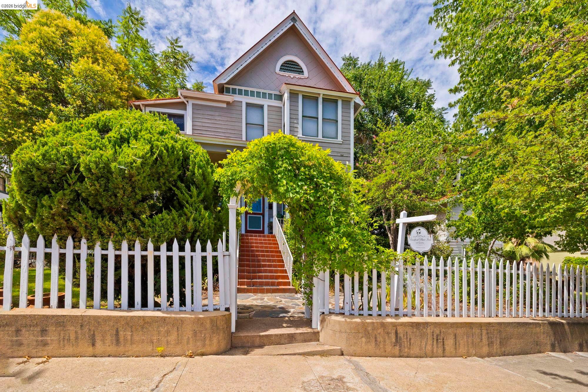 56 Bradford St, Sonora, CA 95370