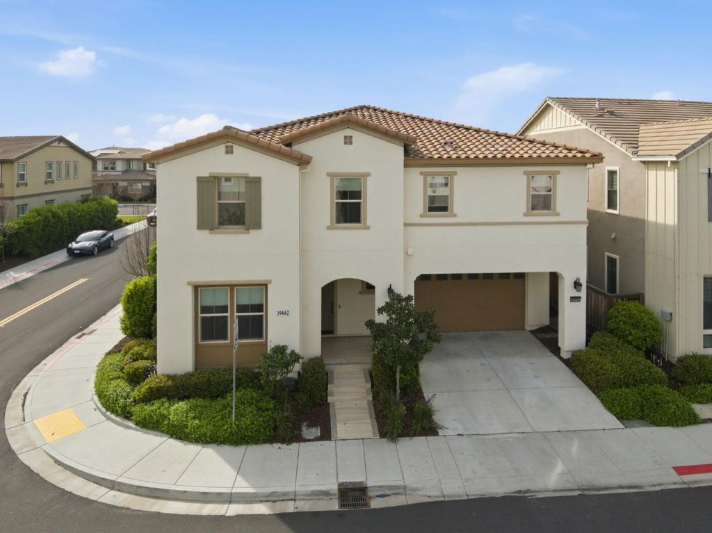 Photo of 39442 N Darner Drive, Newark, CA 94560 (MLS # ML82040561)