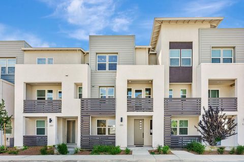 Photo of 3209 Ivory Terrace, San Ramon, CA 94583 (MLS # ML82028821)
