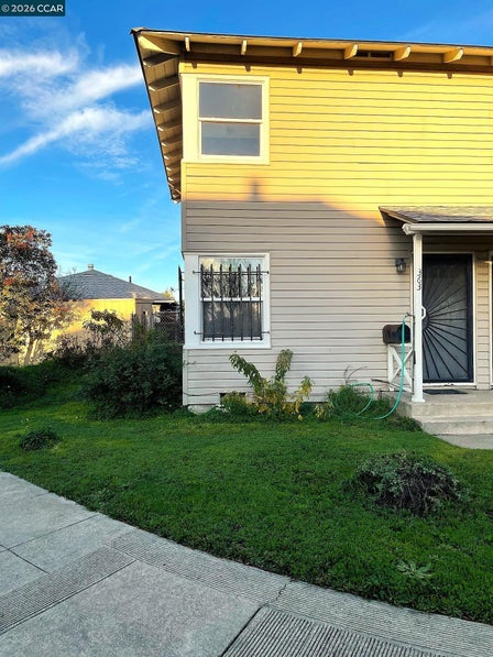 363 W BISSELL AVE — listing photo 1