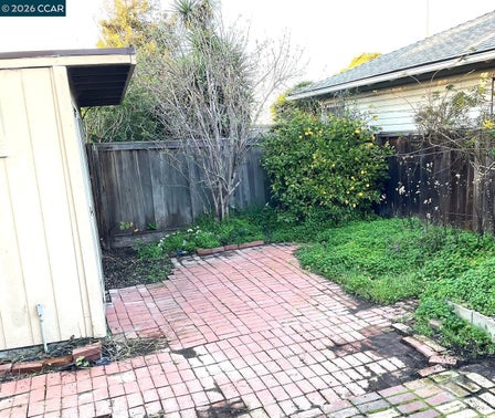 363 W BISSELL AVE — listing photo 18