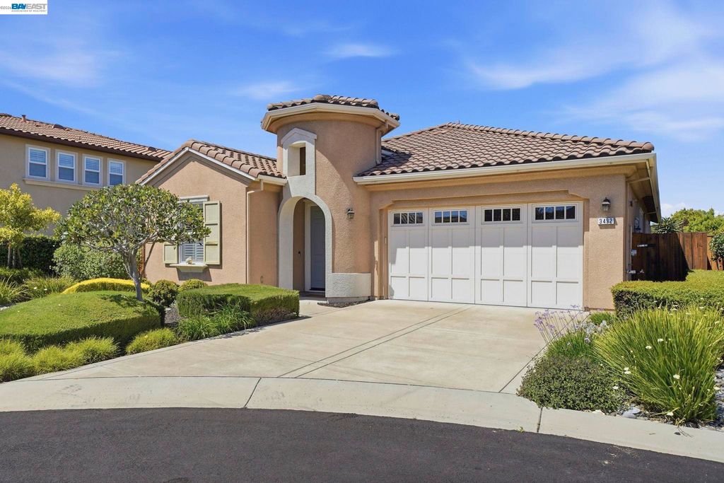 Photo of 3492 Dorset Ct., Pleasanton, CA 94566 (MLS # 41129042)