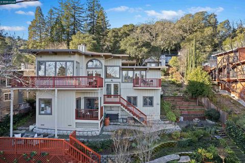 A home in Orinda