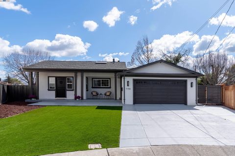 7194 Elk Ct, Dublin, CA 94568 - MLS#: 41089229