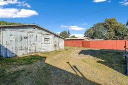 Listing photo 9