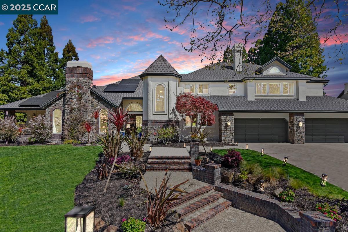 5333 Blackhawk Dr