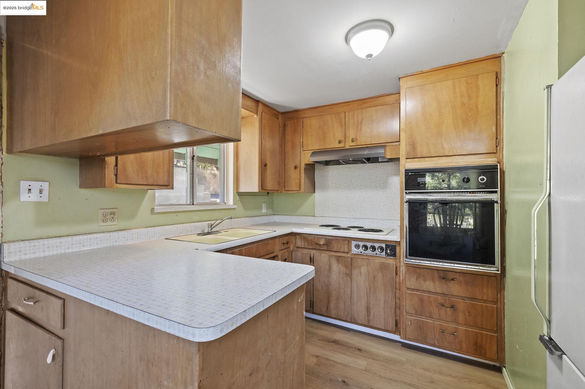 Tuolumne, California 95379, United States, 3 Bedrooms Bedrooms, ,3 BathroomsBathrooms,Residential,Active,205385