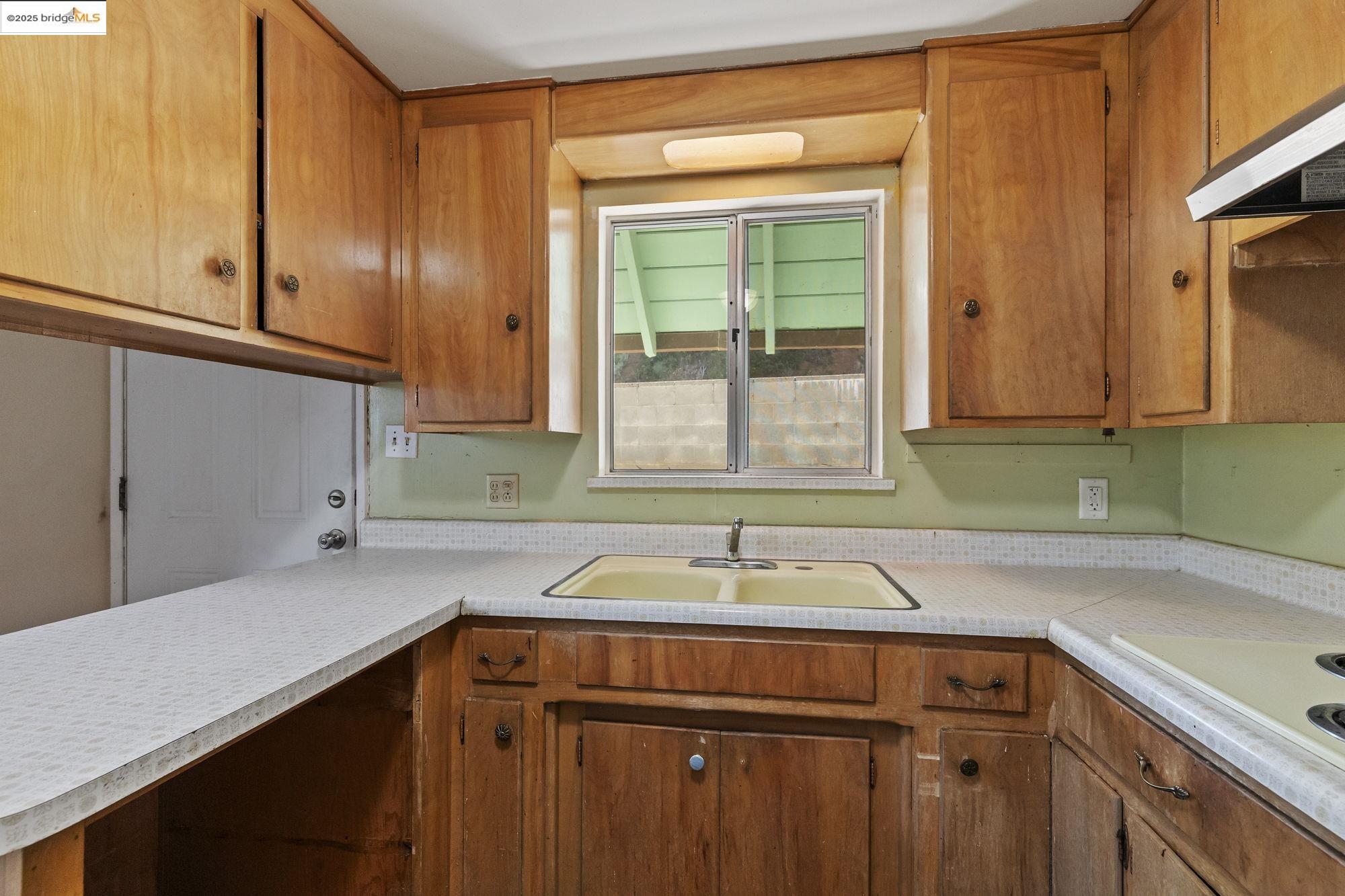 Tuolumne, California 95379, United States, 3 Bedrooms Bedrooms, ,3 BathroomsBathrooms,Residential,Active,205385