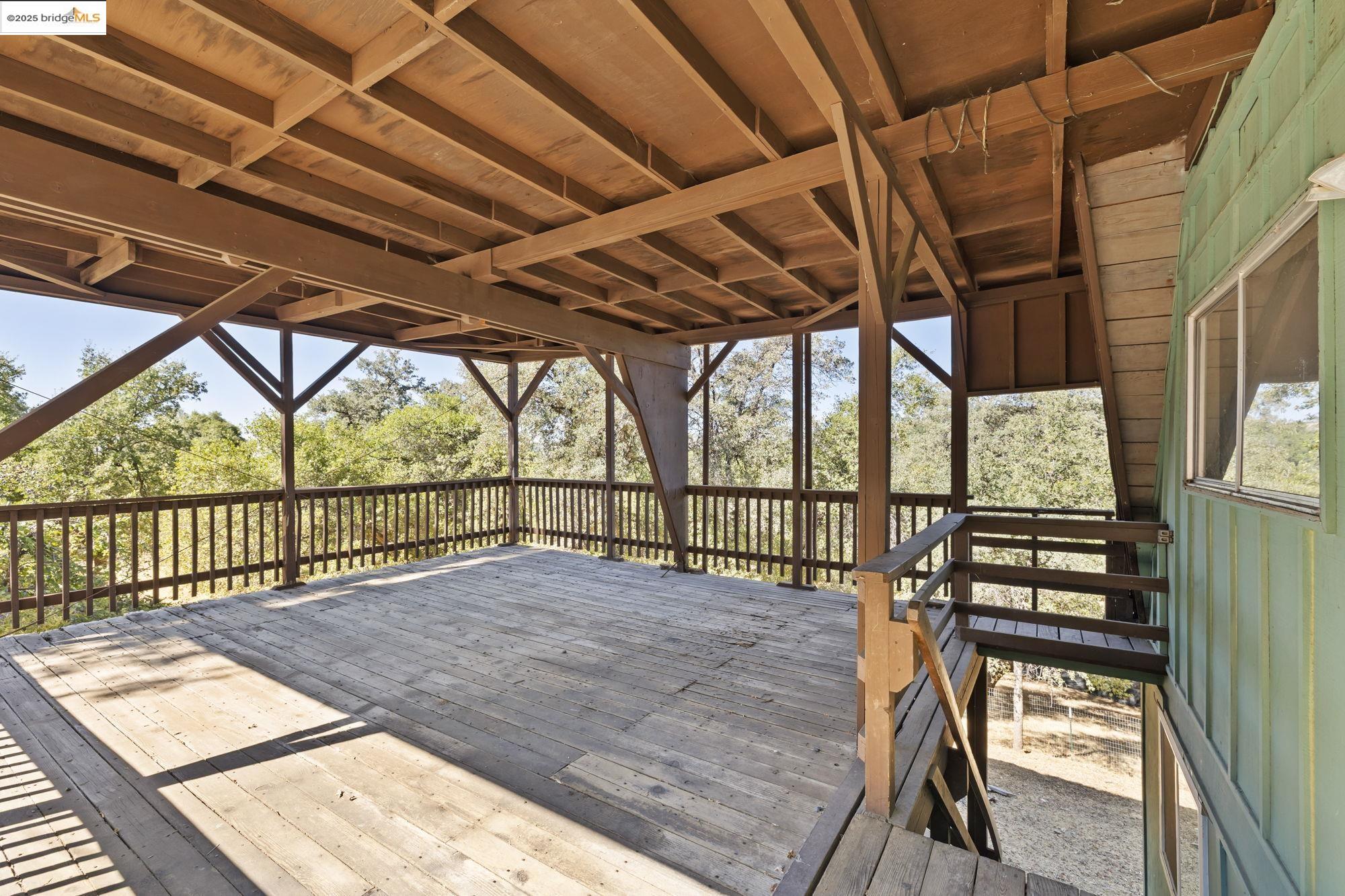 Tuolumne, California 95379, United States, 3 Bedrooms Bedrooms, ,3 BathroomsBathrooms,Residential,Active,205385