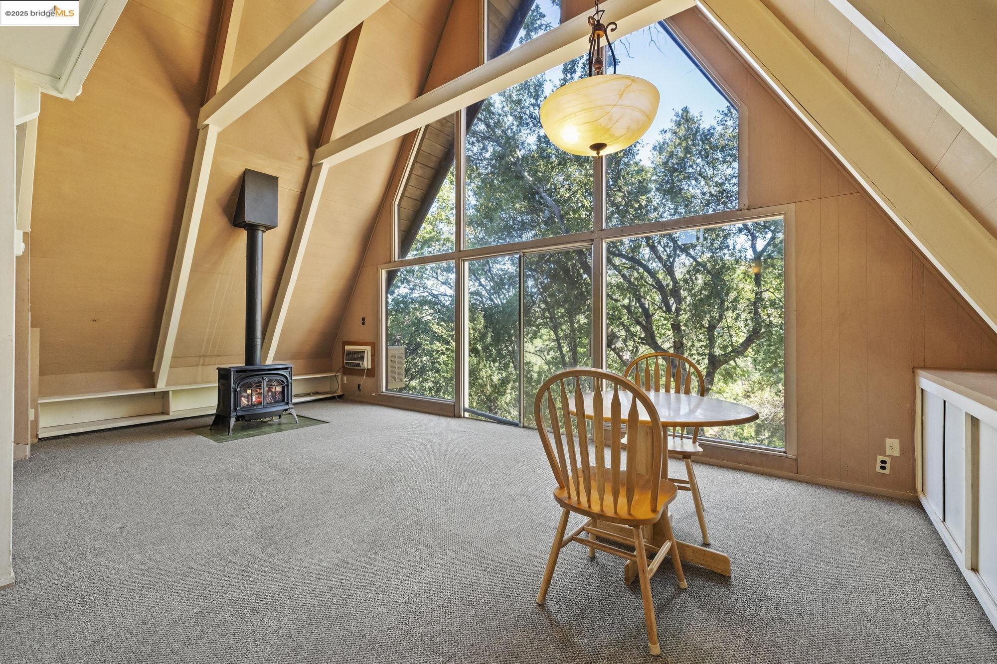 Tuolumne, California 95379, United States, 3 Bedrooms Bedrooms, ,3 BathroomsBathrooms,Residential,Active,205385