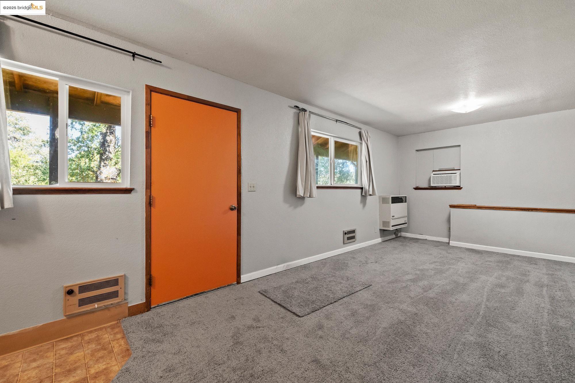 Tuolumne, California 95379, United States, 3 Bedrooms Bedrooms, ,3 BathroomsBathrooms,Residential,Active,205385