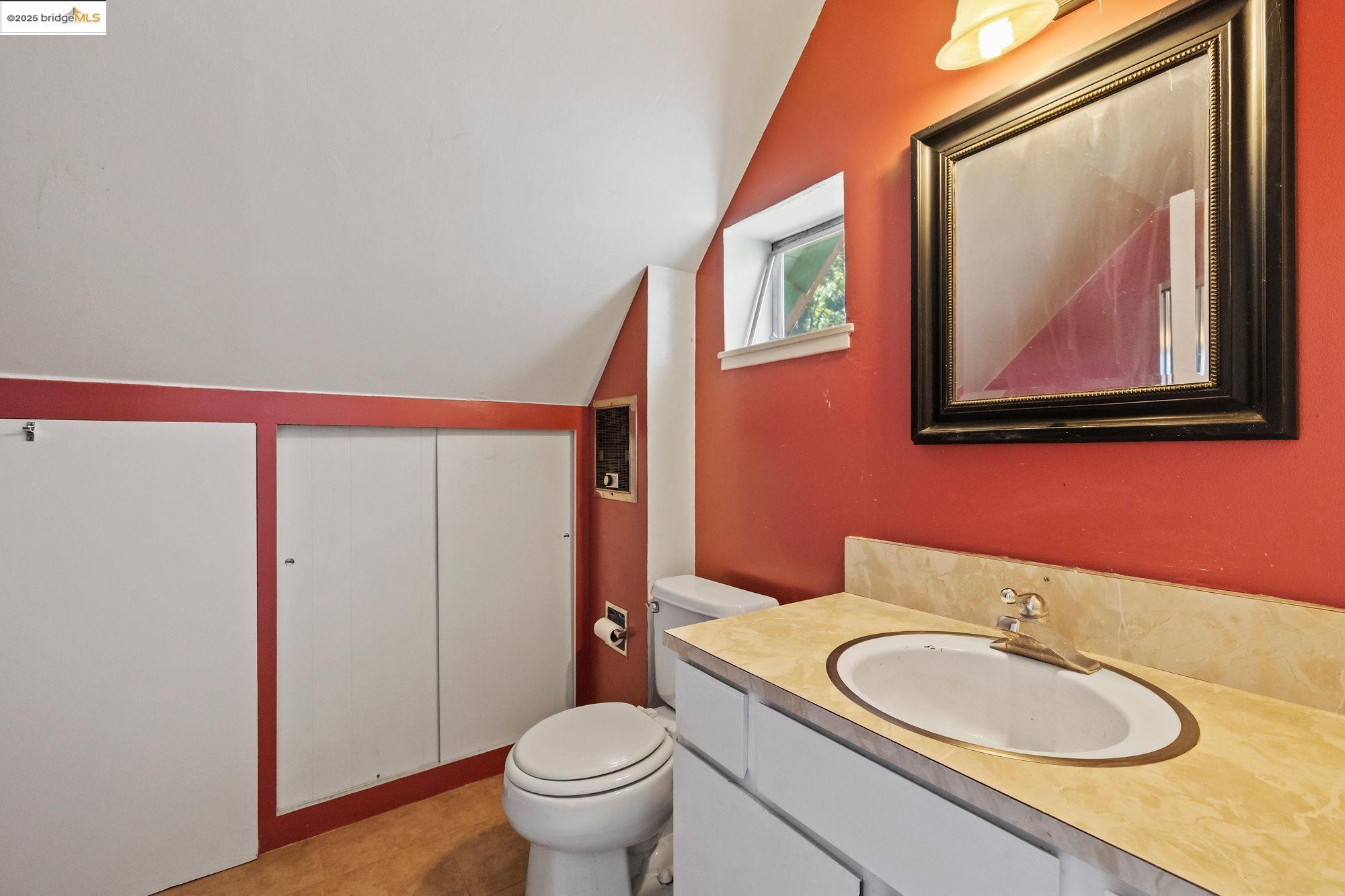 Tuolumne, California 95379, United States, 3 Bedrooms Bedrooms, ,3 BathroomsBathrooms,Residential,Active,205385