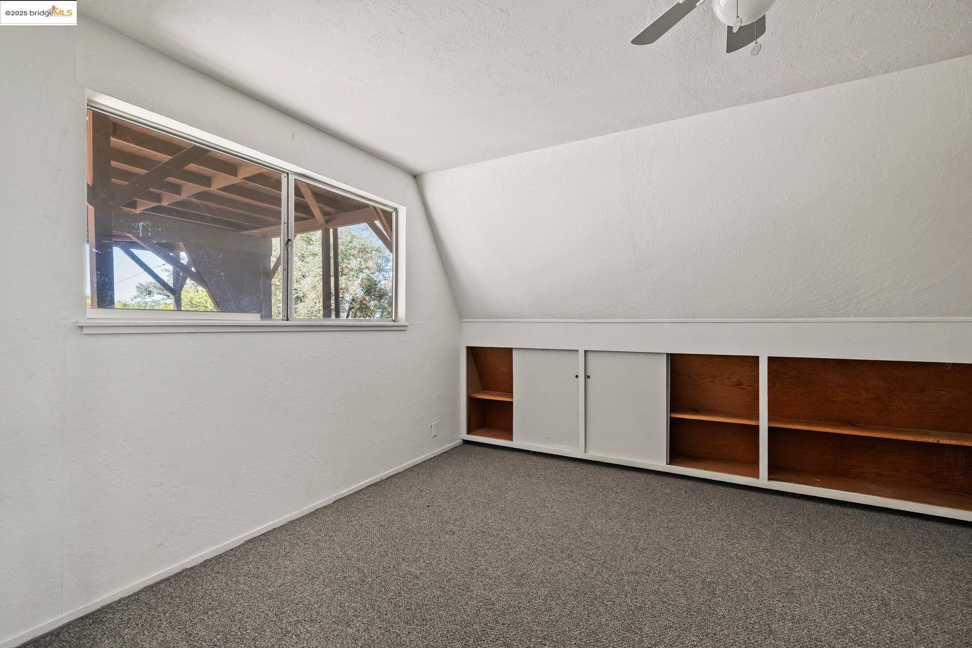 Tuolumne, California 95379, United States, 3 Bedrooms Bedrooms, ,3 BathroomsBathrooms,Residential,Active,205385