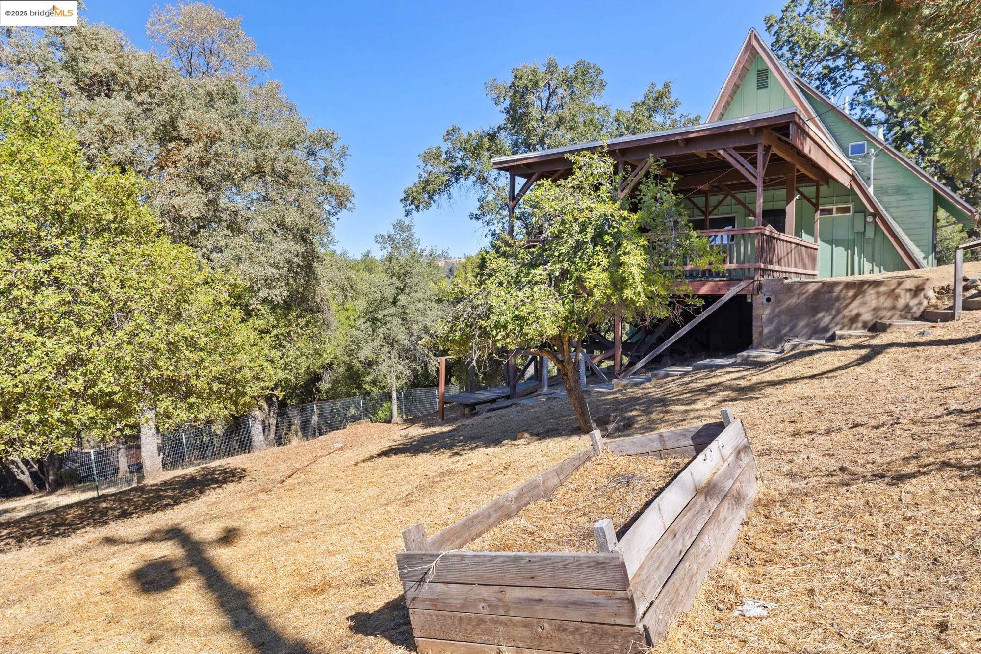 Tuolumne, California 95379, United States, 3 Bedrooms Bedrooms, ,3 BathroomsBathrooms,Residential,Active,205385