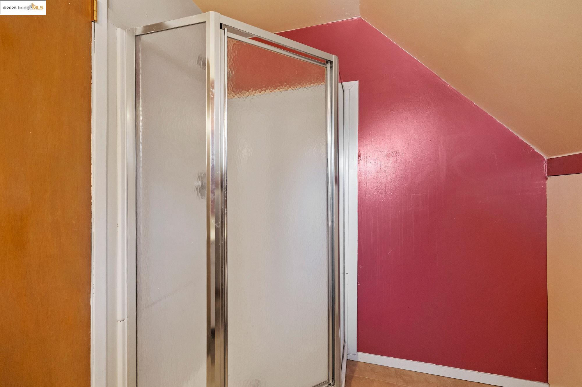 Tuolumne, California 95379, United States, 3 Bedrooms Bedrooms, ,3 BathroomsBathrooms,Residential,Active,205385