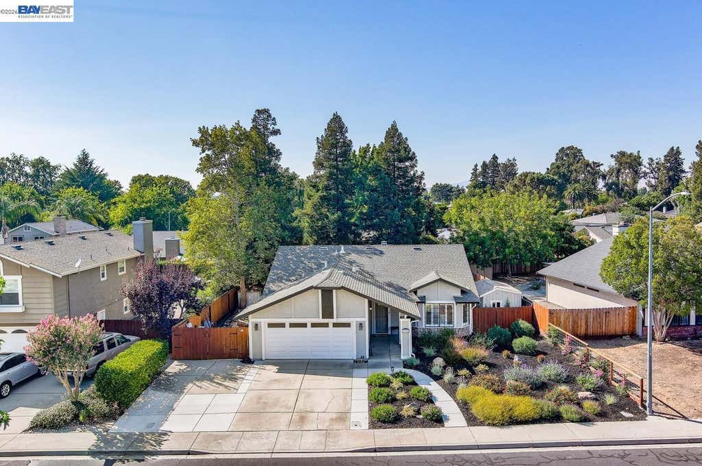 Photo of 1763 Jennifer Dr, Livermore, CA 94550 (MLS # 41145689)