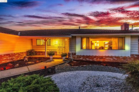 A home in San Leandro