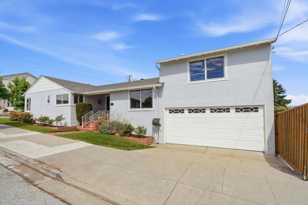 Photo of 380 Chadbourne Avenue, Millbrae, CA 94030 (MLS # ML82055406)