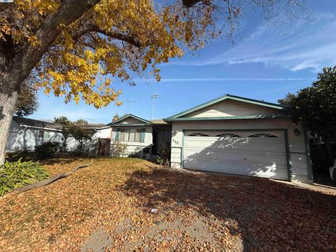 Photo of 300 N Park Victoria Dr, Milpitas, CA 95035 (MLS # 41119389)