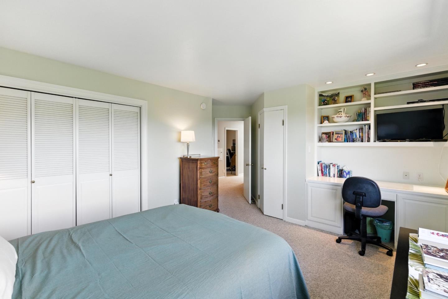 San Carlos, California 94070, United States, 4 Bedrooms Bedrooms, ,4 BathroomsBathrooms,Residential,Active,177573