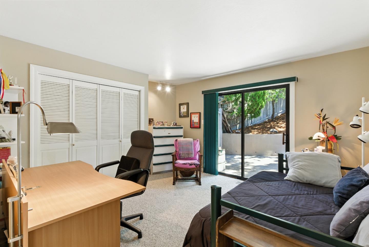 San Carlos, California 94070, United States, 4 Bedrooms Bedrooms, ,4 BathroomsBathrooms,Residential,Active,177573