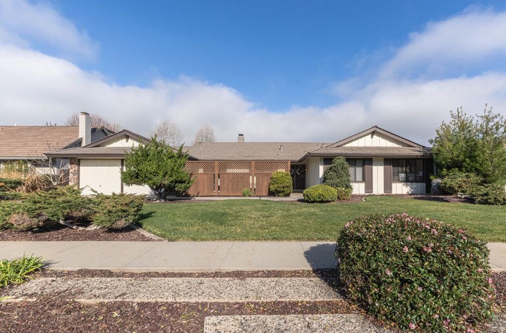 Photo of 22810 Bravo Place, Salinas, CA 93908 (MLS # ML82039176)