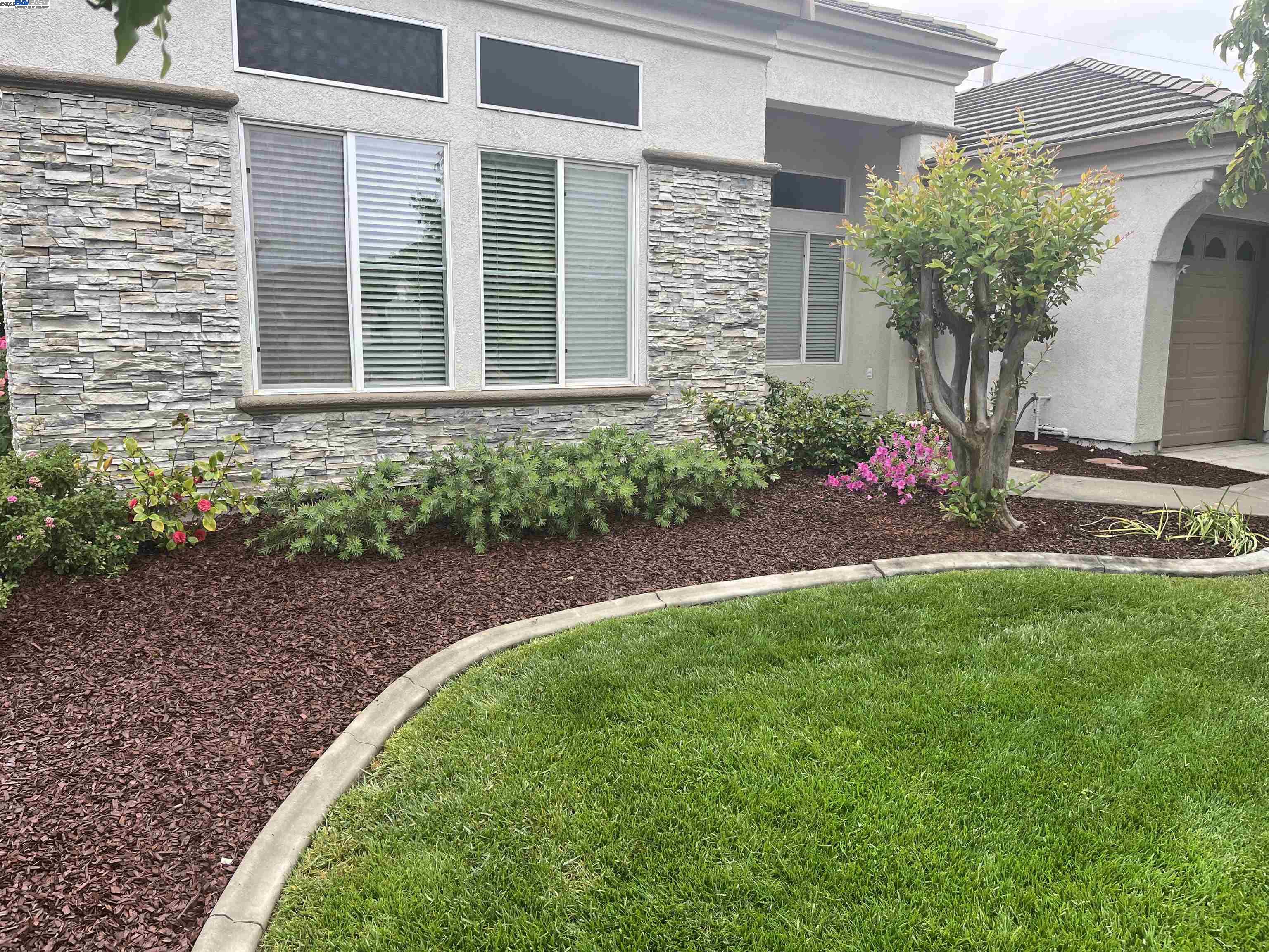 Brentwood, California 94513, United States, 2 Bedrooms Bedrooms, ,3 BathroomsBathrooms,Residential,Contingent,114402