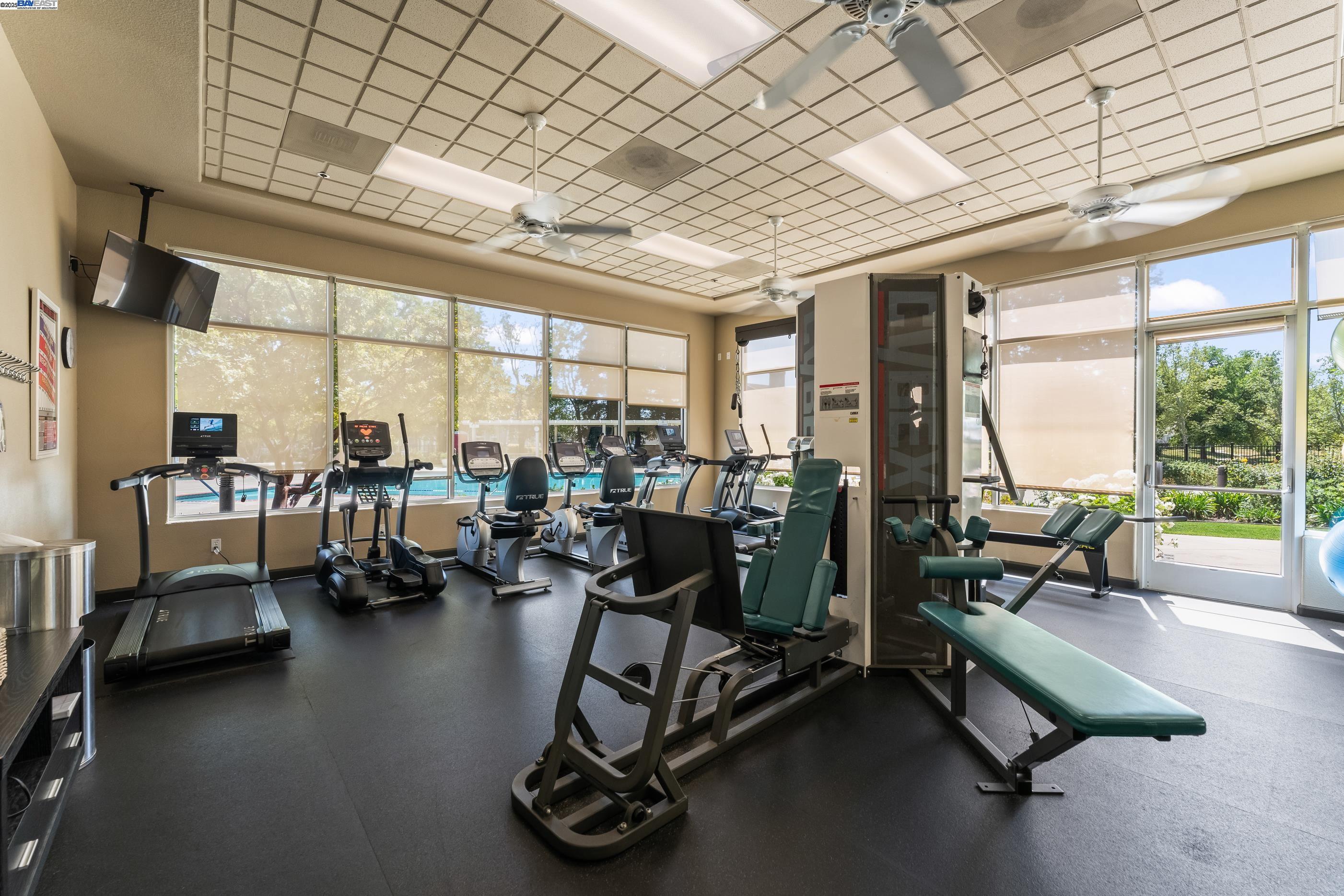 Brentwood, California 94513, United States, 2 Bedrooms Bedrooms, ,3 BathroomsBathrooms,Residential,Contingent,114402