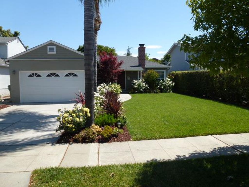 Photo of 1252 Santa Paula Avenue, San Jose, CA 95110 (MLS # ML82026271)