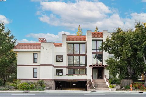 A home in Palo Alto