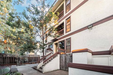 A home in Palo Alto