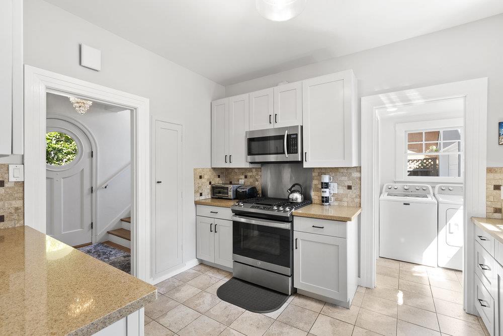 San Mateo, California 94402, United States, 3 Bedrooms Bedrooms, ,2 BathroomsBathrooms,Residential,Active,154211