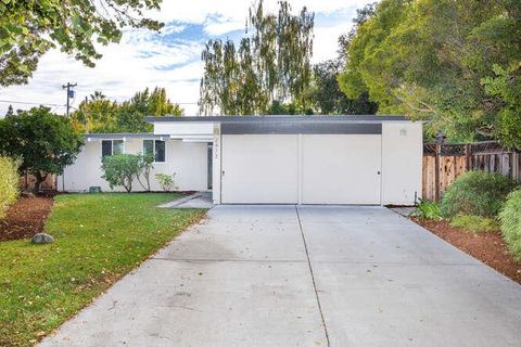 A home in Palo Alto