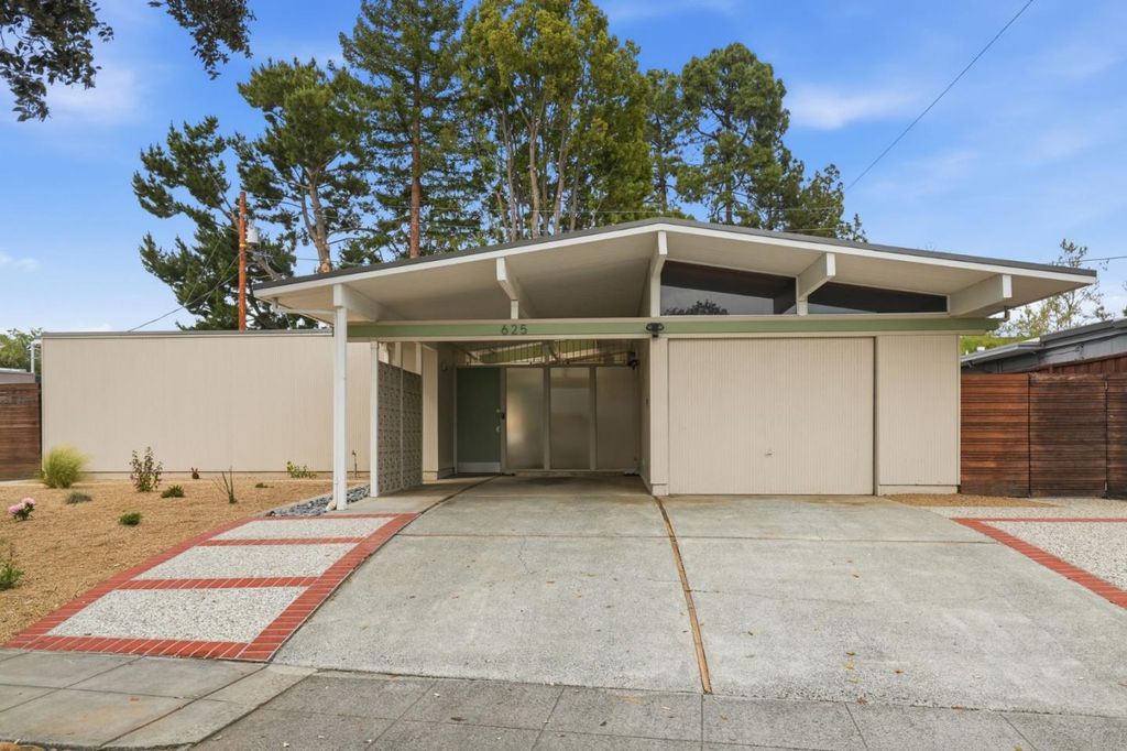 Photo of 625 W Remington Drive, Sunnyvale, CA 94087 (MLS # ML82041105)