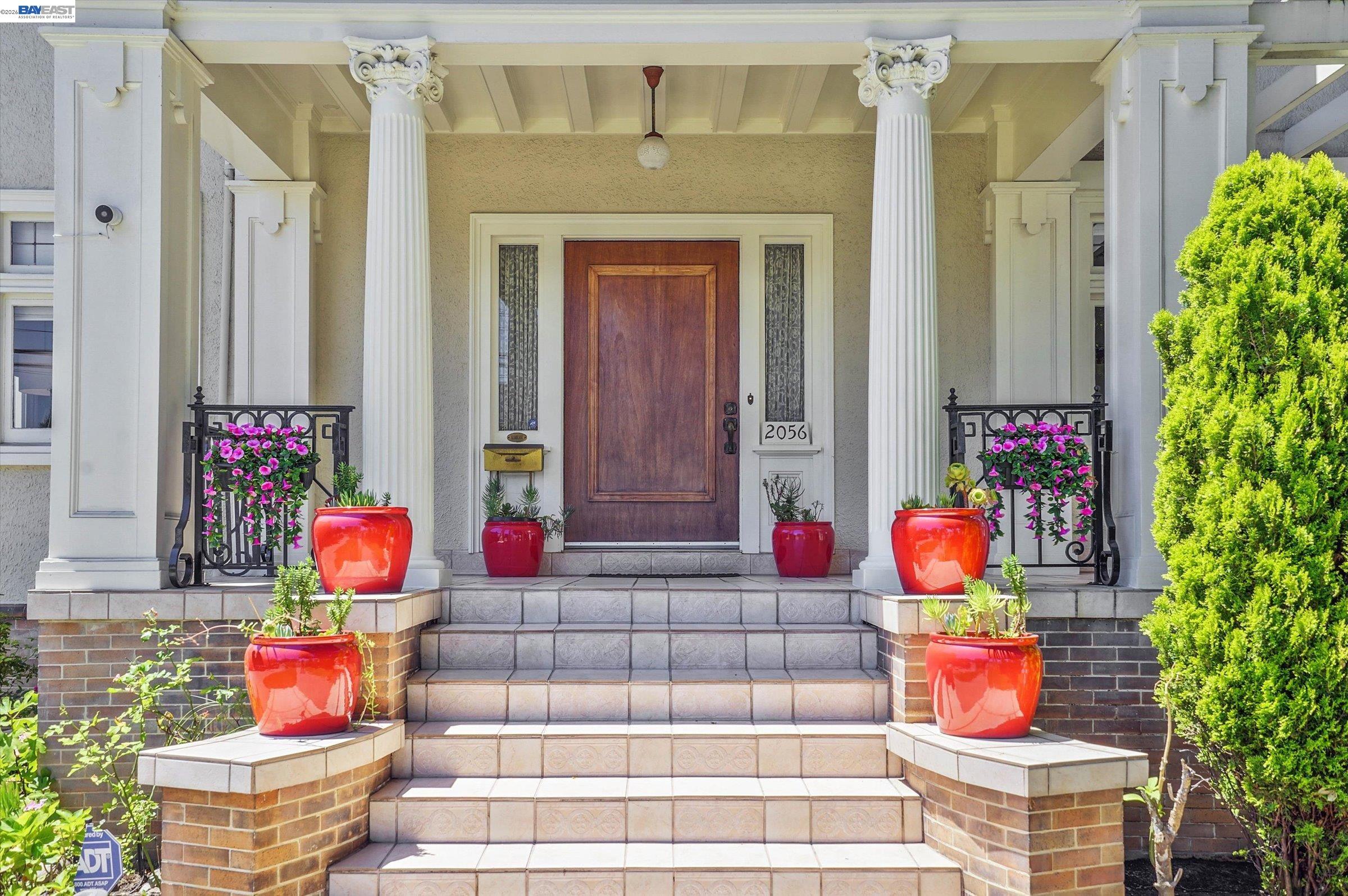 2056 Santa Clara Ave