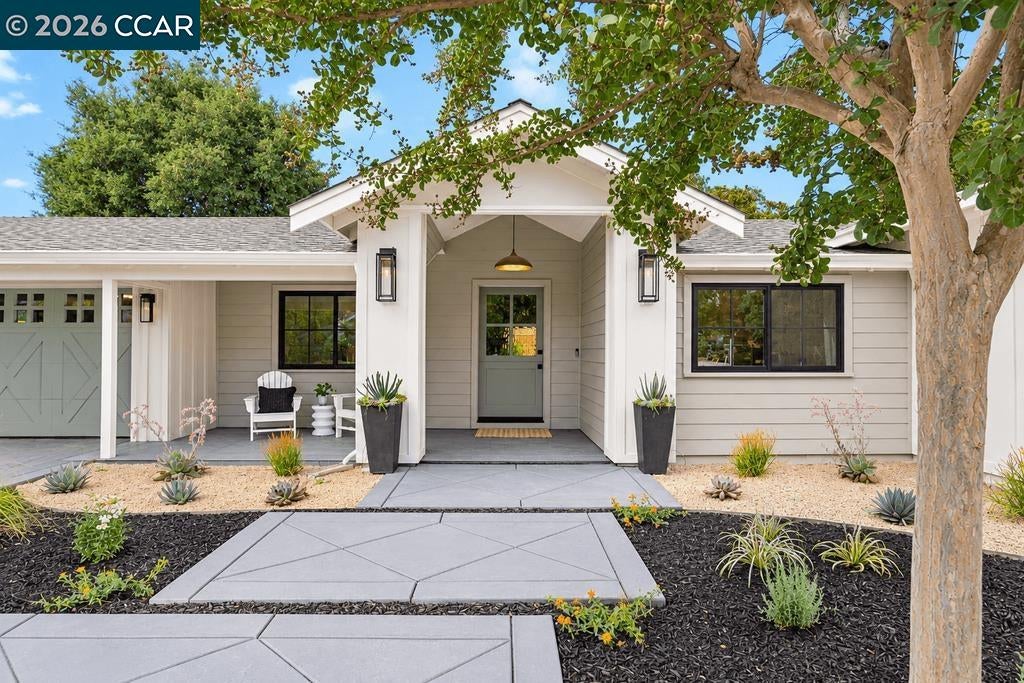 270 La Serena Ave