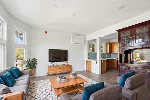 Photo of 140 E Reed Street #3, San Jose, CA 95112 (MLS # ML82028720)