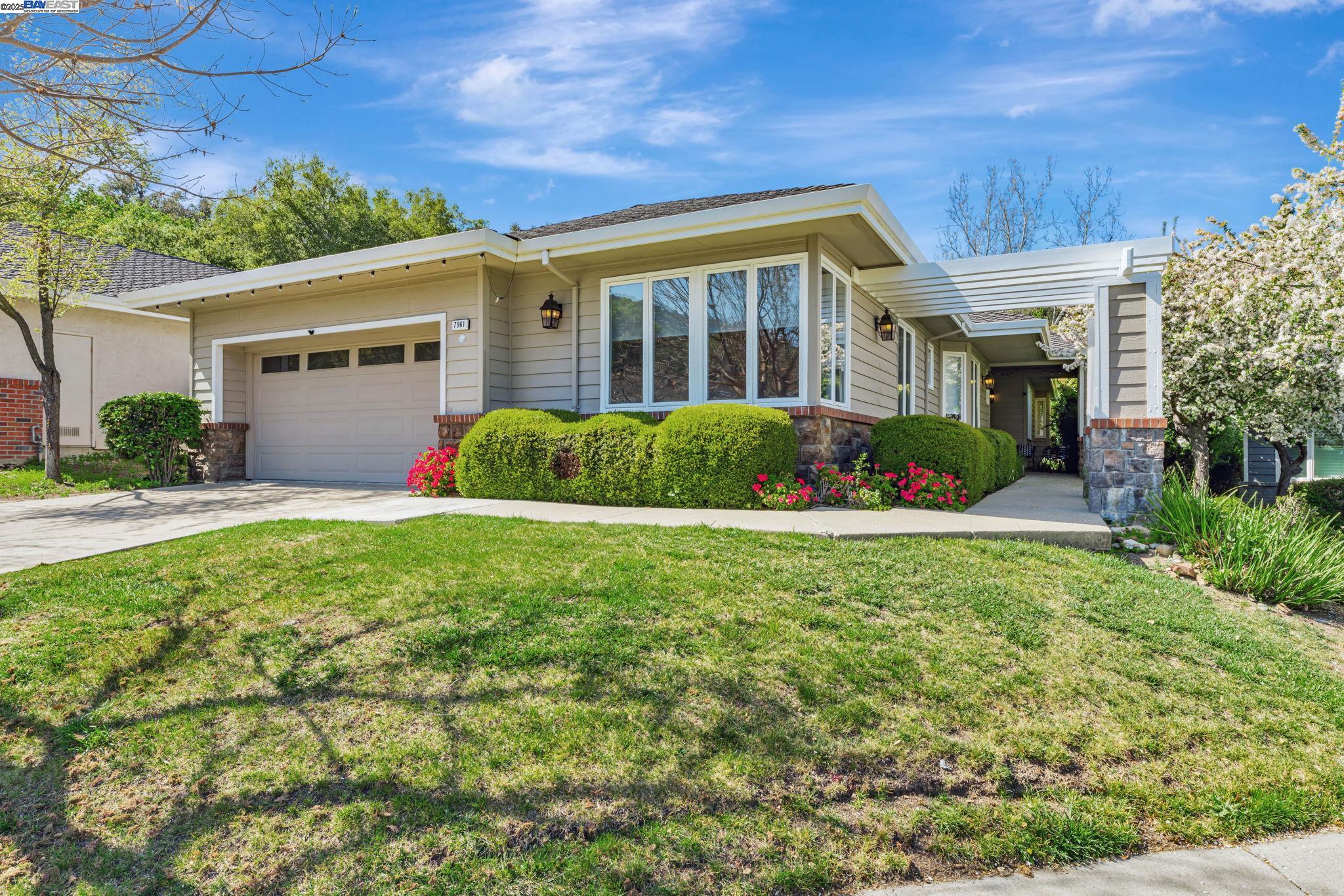 7961 Kemper Ct