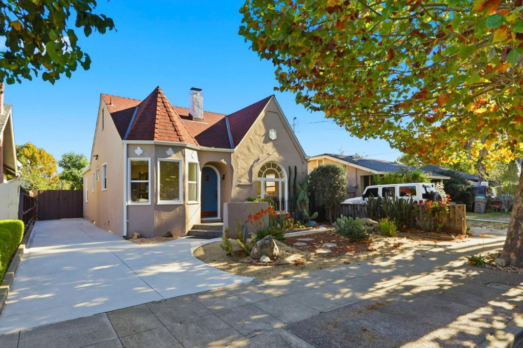 Photo of 180 S 21st Street, San Jose, CA 95116 (MLS # ML82026297)