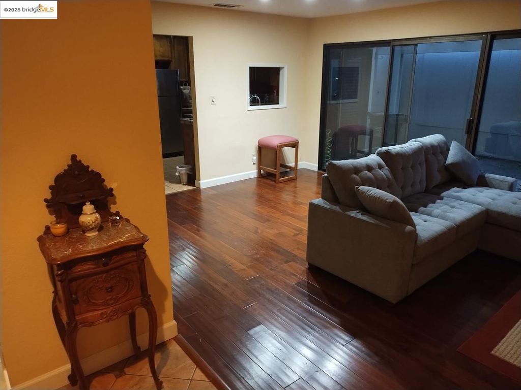 Photo of 3201 Swallows Nest Dr, Sacramento, CA 95833 (MLS # 41117233)