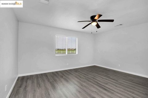 listing image 50