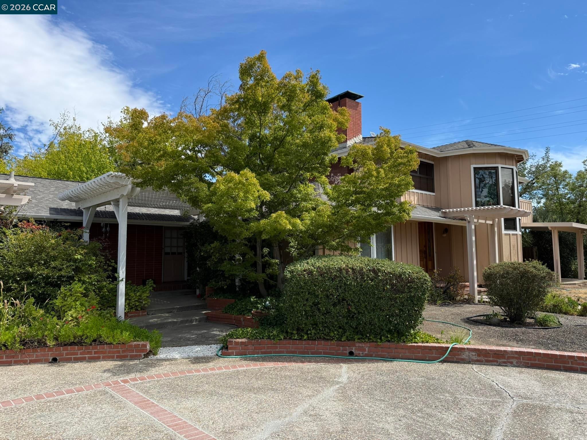 3611 Vista Charonoaks