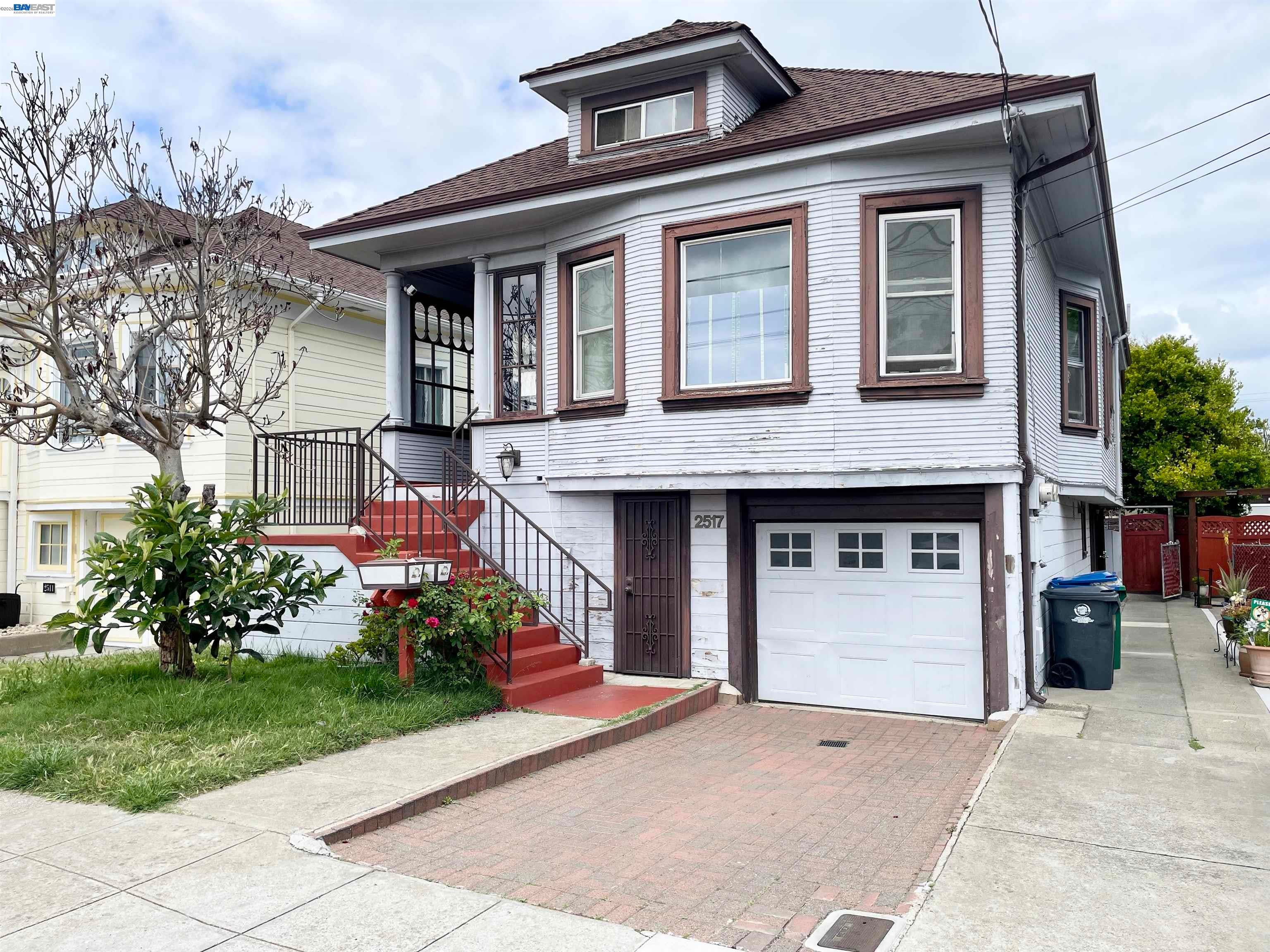2517 WEBB AVE, Alameda, CA 94501